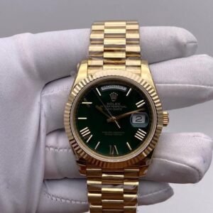Rolex Day-Date 40 NEW 2024 UNWORN Day-Date 40 President Yellow Gold Green Ombre Dial 228238 FULL SET