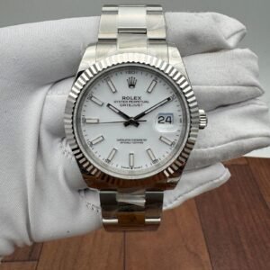 Rolex Datejust 41 weiss Ref. 126334 von 2021 / LC100