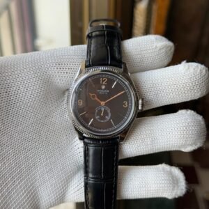 Rolex 1908  39 mm, 18 ct white gold, polished finish  Reference 52509