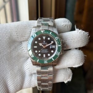 Rolex Submariner Date Hulk