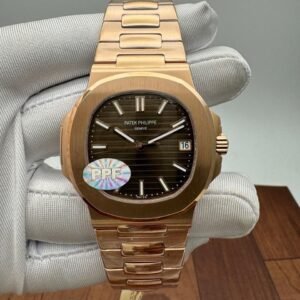 Patek Philippe Nautilus FULL SET MINT Nautilus Brown Dial Rose Gold 5711/1R-001