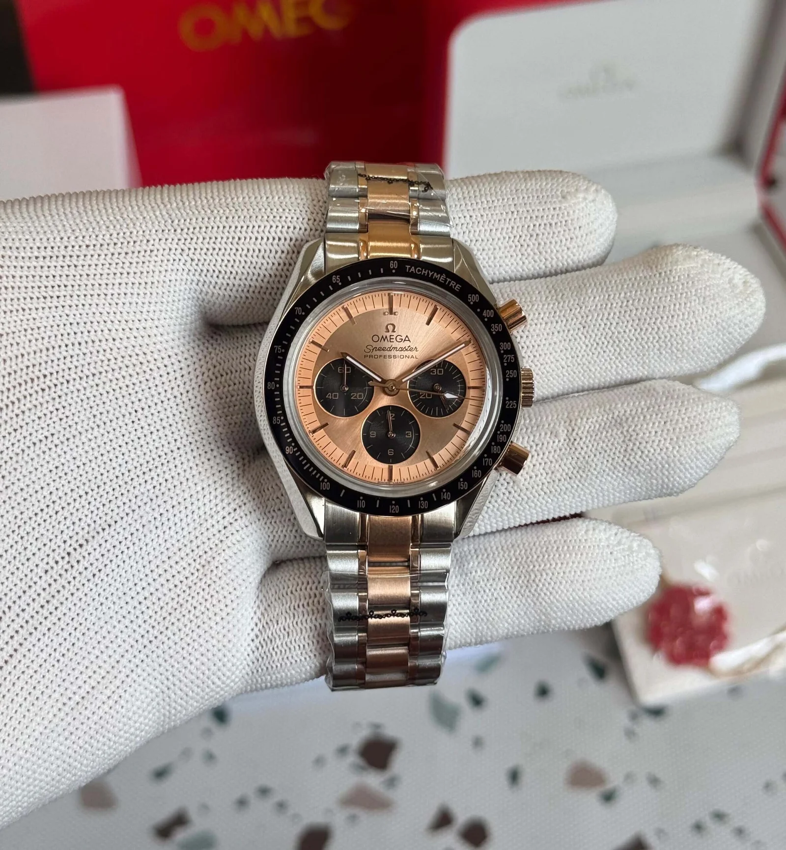 Omega Speedmaster Moon Professional Quartz