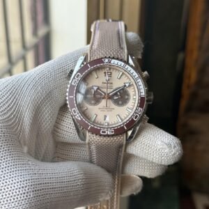 Omega Seamaster Planet Ocean 600M 45.5 mm 215.32.46.51.09.001