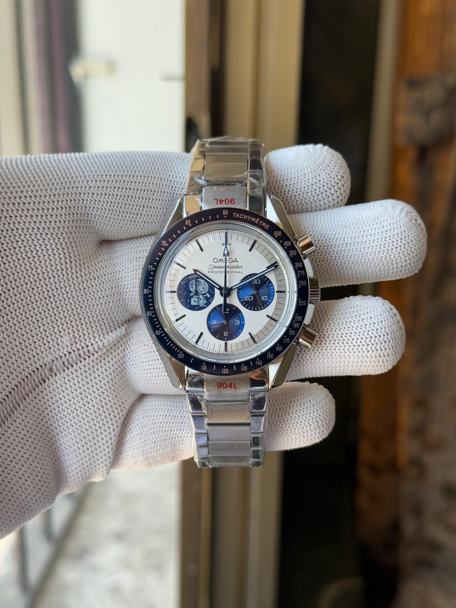 Omega Speedmaster Professional Moonwatch 'Silver Snoopy Award' Double Strap NEW