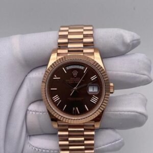 Rolex Day-Date 40 228235 Rose Gold Chocolate Dial 40mm Box & Papers