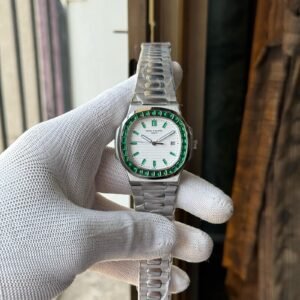 Patek Philippe Nautilus 5711/113P-010 Nautilus Platinum Emeralds